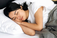 Lebih Penting Mana, Tidur Cukup atau Tidur Konsisten? Coba Cek di Sini